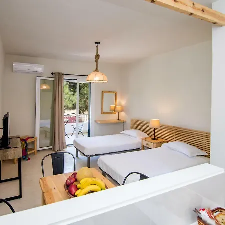 Casa Buganvilla Апартаменты Миния