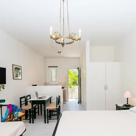 Casa Buganvilla * Minia